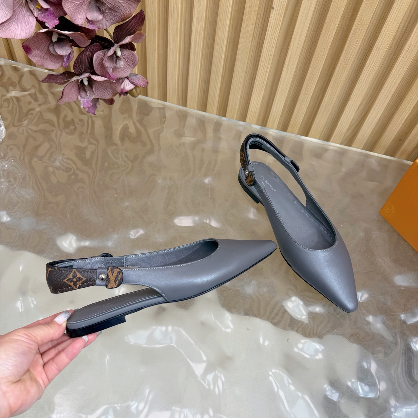 Women's high heels